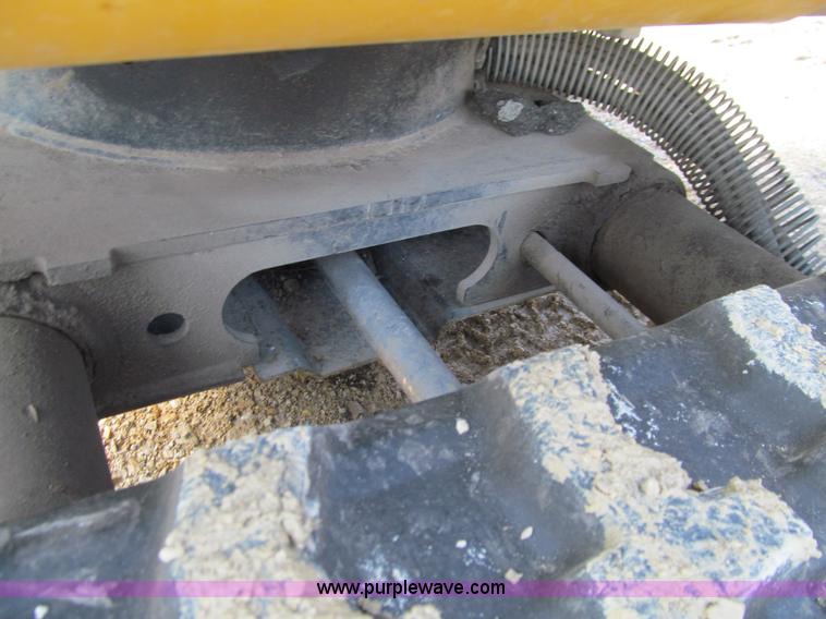 image for item J3432 2005 Caterpillar 301.8 mini excavator