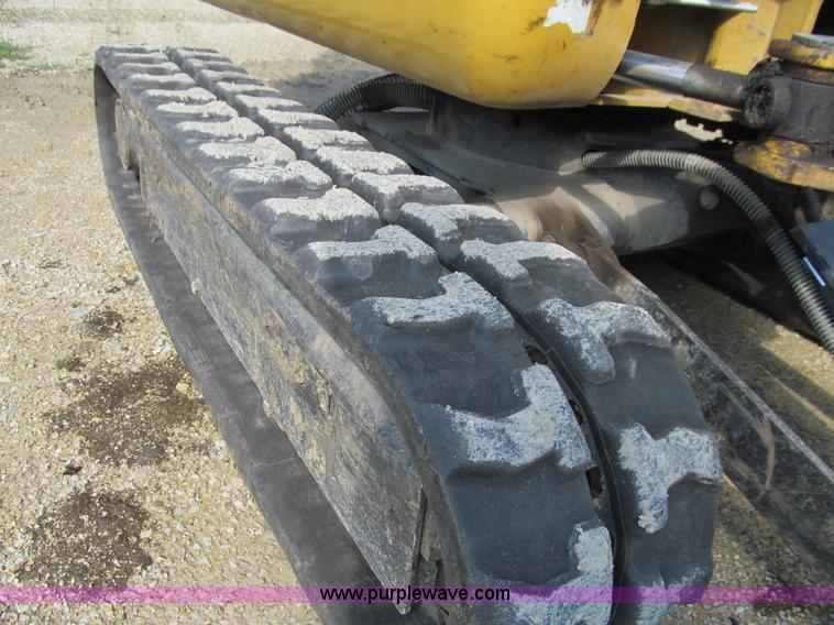 image for item J3432 2005 Caterpillar 301.8 mini excavator