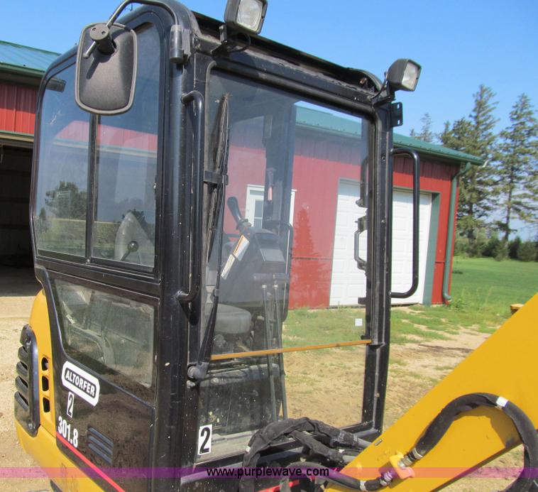 image for item J3432 2005 Caterpillar 301.8 mini excavator