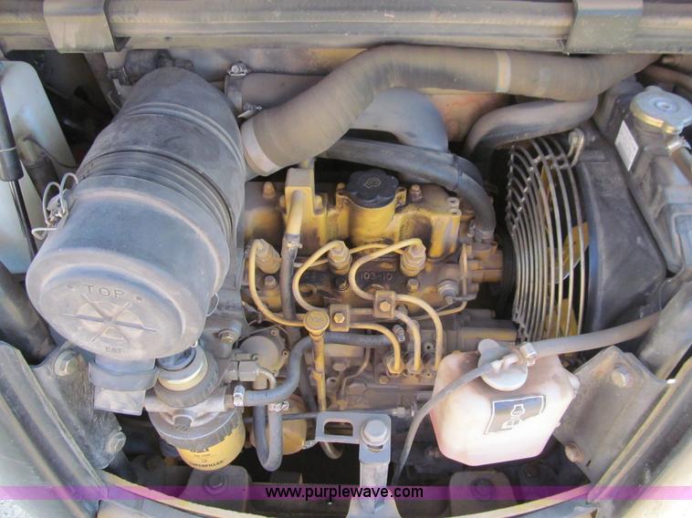 image for item J3432 2005 Caterpillar 301.8 mini excavator