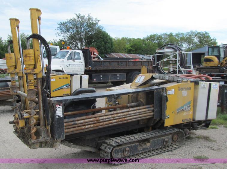 image for item J3437 2005 Vermeer D7X11 Series II Navigator directional boring machine