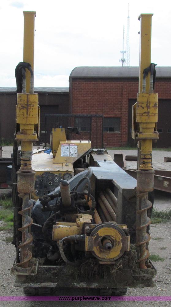 image for item J3437 2005 Vermeer D7X11 Series II Navigator directional boring machine