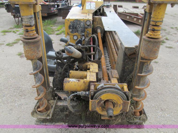 image for item J3437 2005 Vermeer D7X11 Series II Navigator directional boring machine