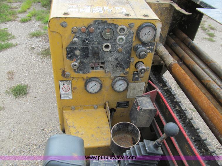 image for item J3437 2005 Vermeer D7X11 Series II Navigator directional boring machine