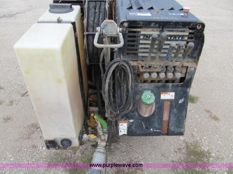 image for item J3437 2005 Vermeer D7X11 Series II Navigator directional boring machine