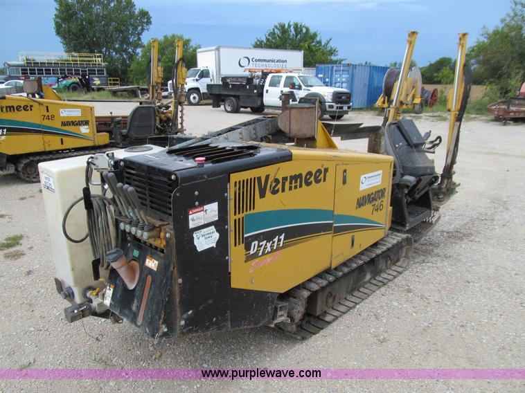 image for item J3438 2005 Vermeer D7X11 Series II Navigator directional boring machine