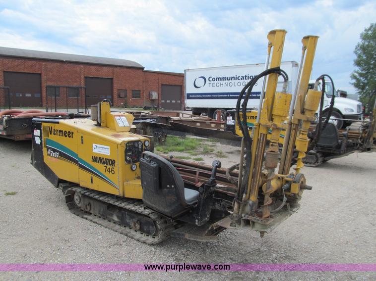 image for item J3438 2005 Vermeer D7X11 Series II Navigator directional boring machine