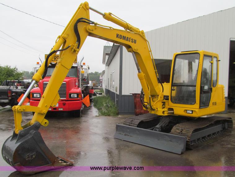 image for item J3439 Komatsu PC95 mini excavator