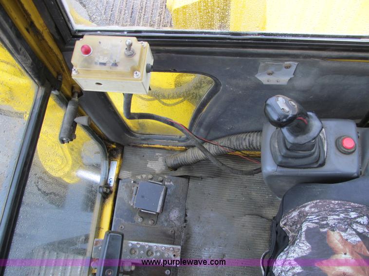 image for item J3439 Komatsu PC95 mini excavator