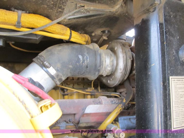 image for item Z9125 2001 Caterpillar 973C track loader