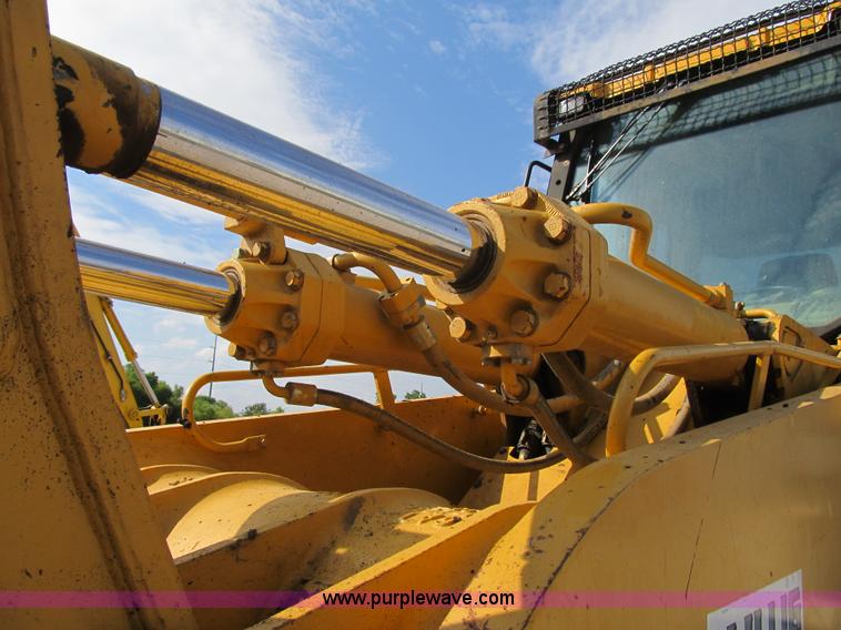 image for item Z9125 2001 Caterpillar 973C track loader