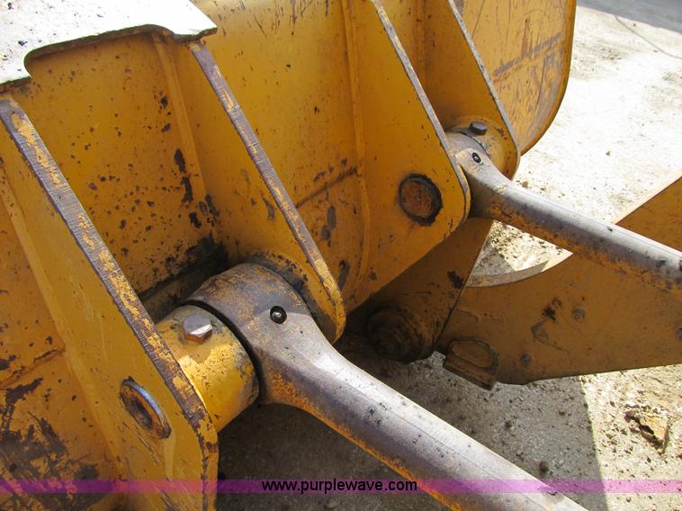 image for item Z9125 2001 Caterpillar 973C track loader