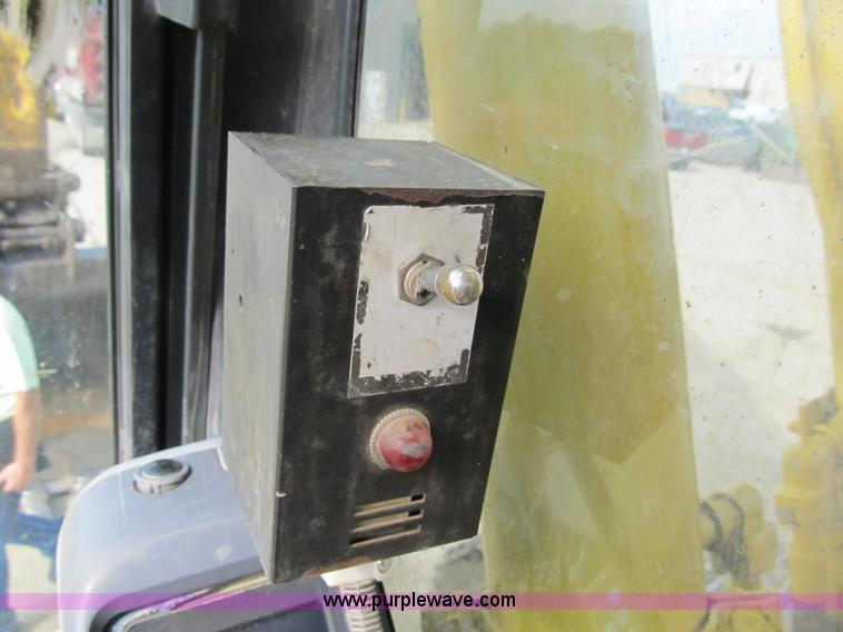 image for item Z9126 2003 Komatsu PC300LC-7L excavator