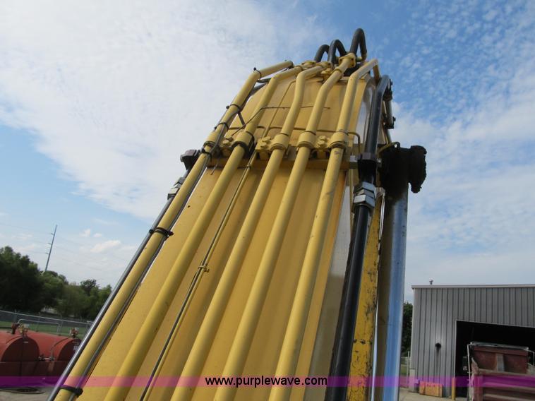 image for item Z9126 2003 Komatsu PC300LC-7L excavator