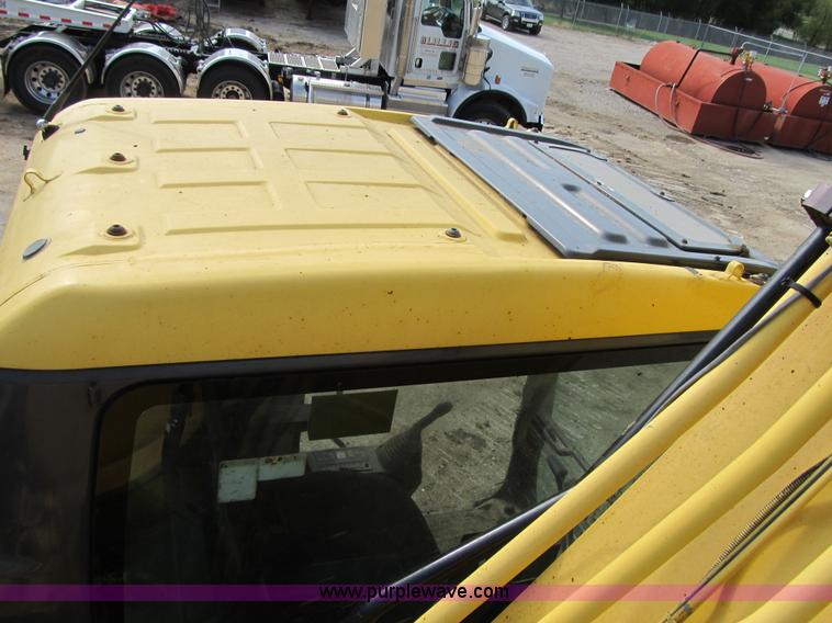 image for item Z9126 2003 Komatsu PC300LC-7L excavator