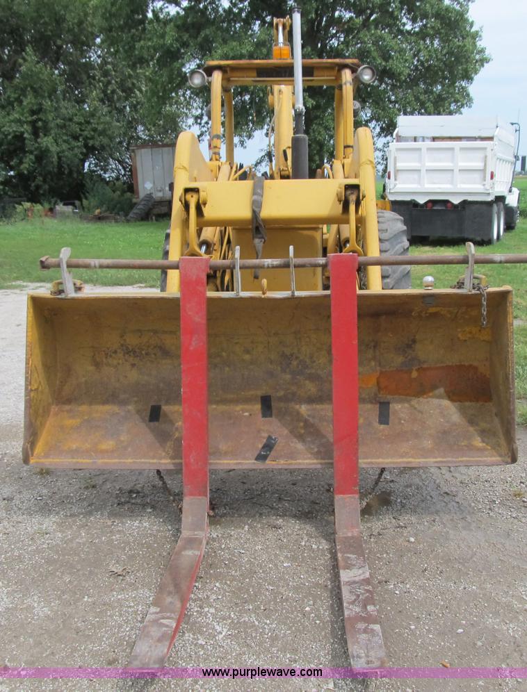 image for item Z9178 John Deere 400 backhoe