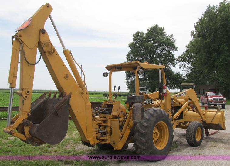 image for item Z9178 John Deere 400 backhoe