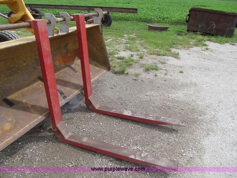 image for item Z9178 John Deere 400 backhoe