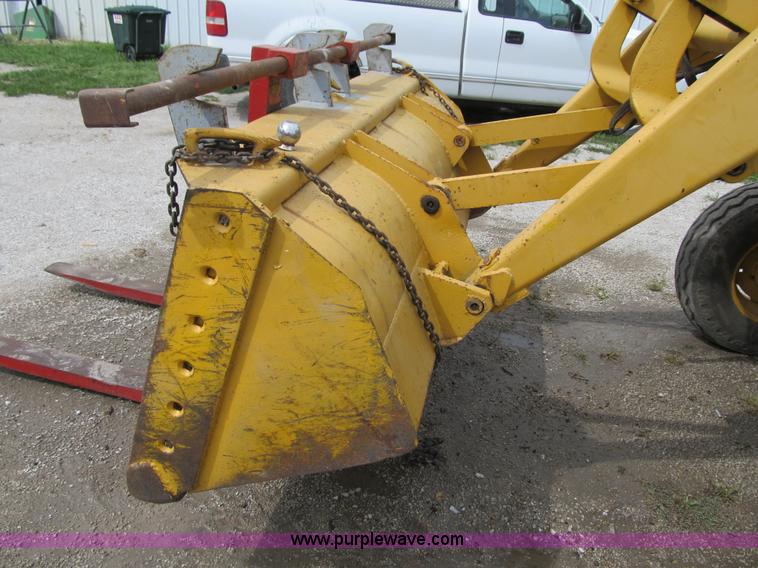 image for item Z9178 John Deere 400 backhoe