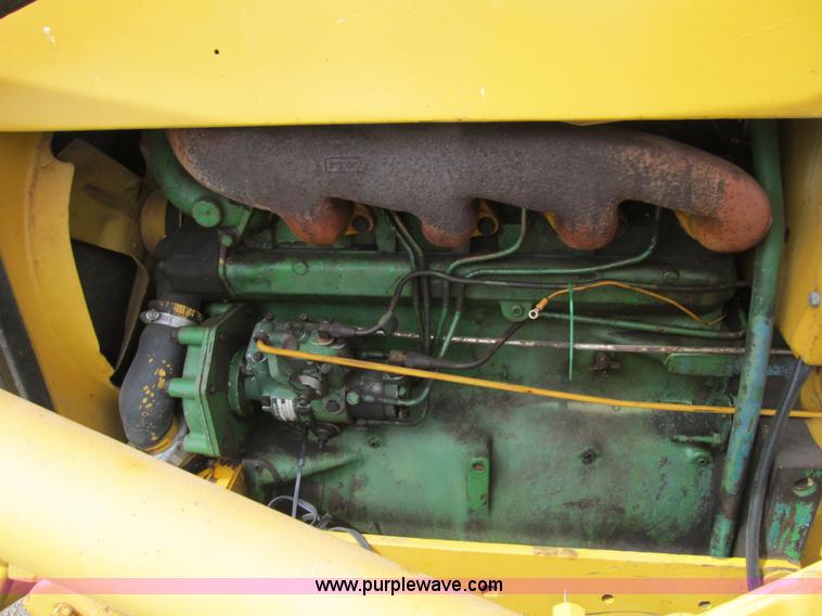 image for item Z9178 John Deere 400 backhoe