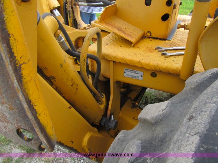 image for item Z9178 John Deere 400 backhoe