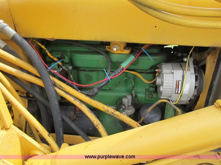 image for item Z9178 John Deere 400 backhoe