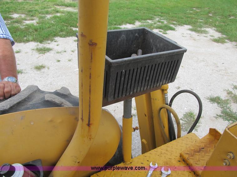 image for item Z9178 John Deere 400 backhoe