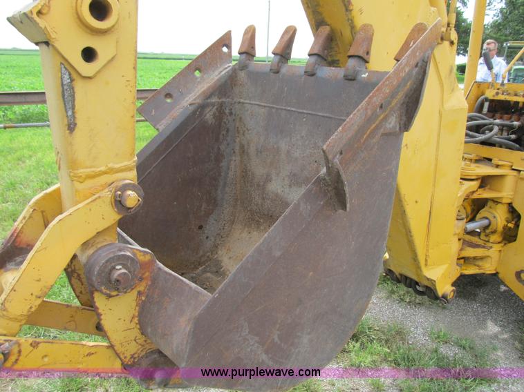 image for item Z9178 John Deere 400 backhoe