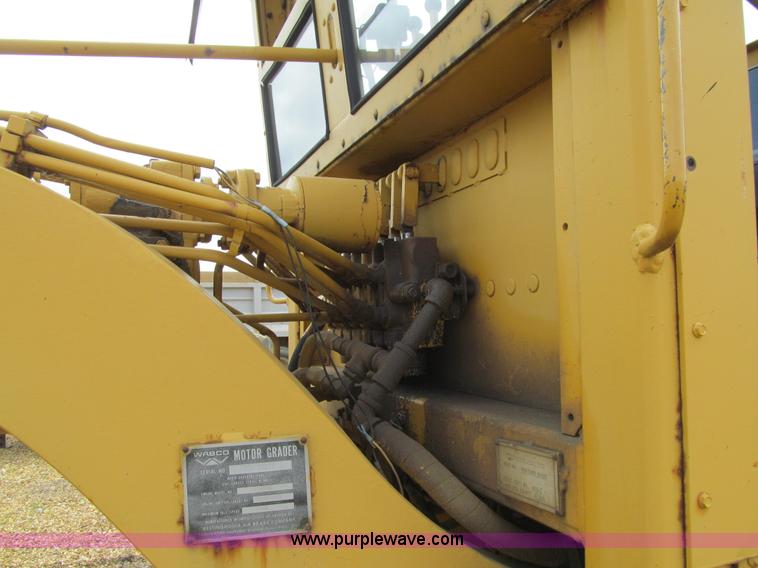 image for item E4931 1973 Wabco 555 motor grader