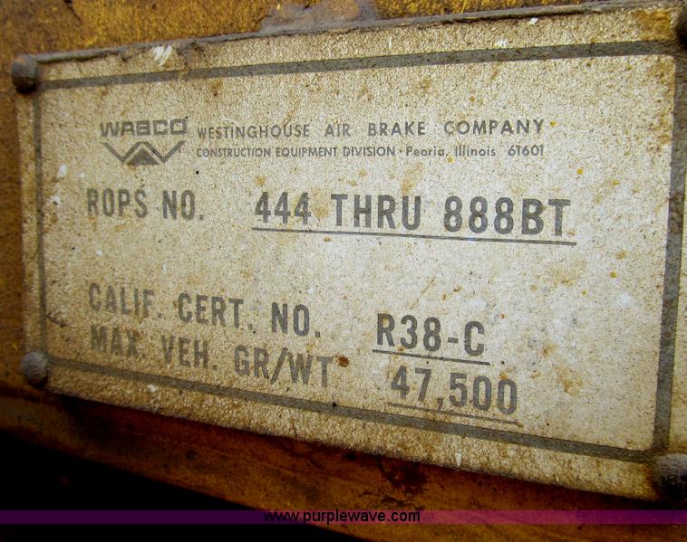 image for item E4931 1973 Wabco 555 motor grader