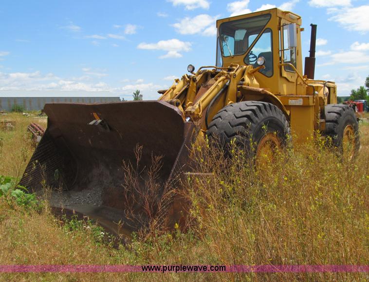 image for item E4935 1974 Caterpillar 980B wheel loader