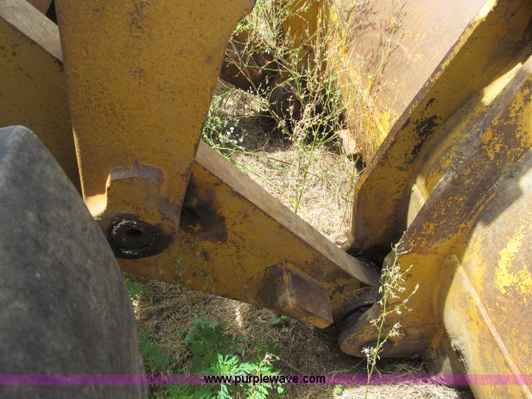 image for item E4935 1974 Caterpillar 980B wheel loader