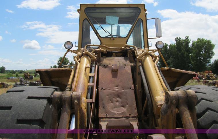 image for item E4935 1974 Caterpillar 980B wheel loader
