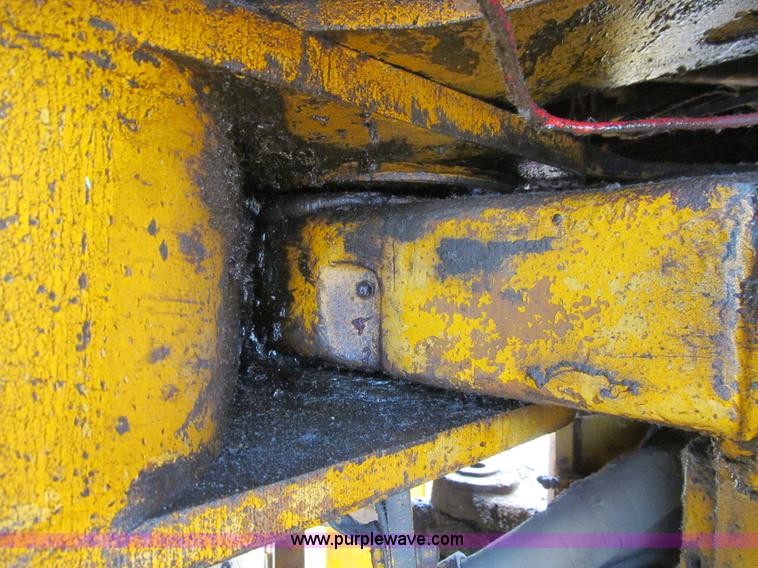 image for item E4935 1974 Caterpillar 980B wheel loader