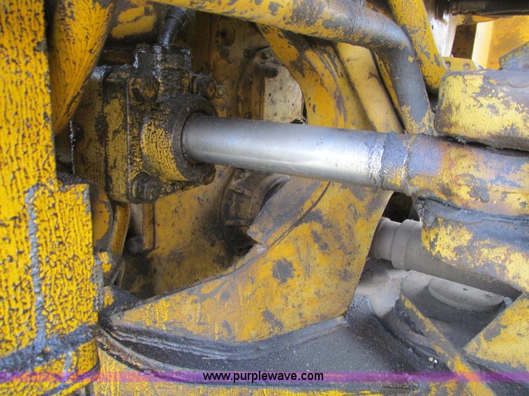 image for item E4935 1974 Caterpillar 980B wheel loader