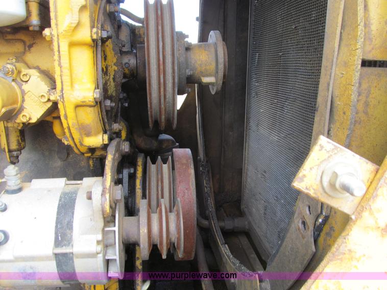 image for item E4935 1974 Caterpillar 980B wheel loader