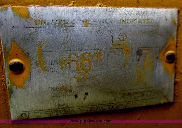 image for item E4937 1968 Caterpillar D9G dozer