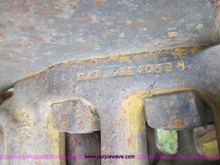 image for item E4937 1968 Caterpillar D9G dozer