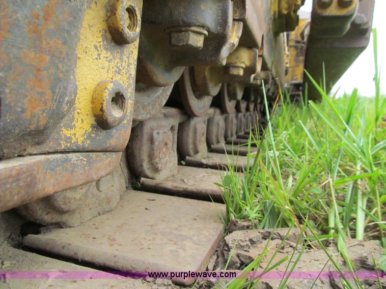 image for item E4937 1968 Caterpillar D9G dozer