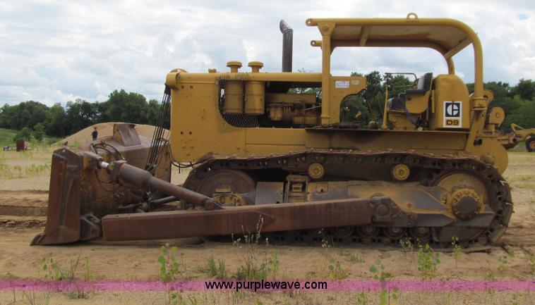 image for item E4938 1959 Caterpillar D9D dozer
