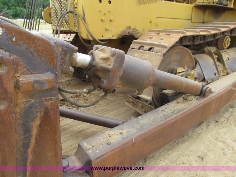 image for item E4938 1959 Caterpillar D9D dozer