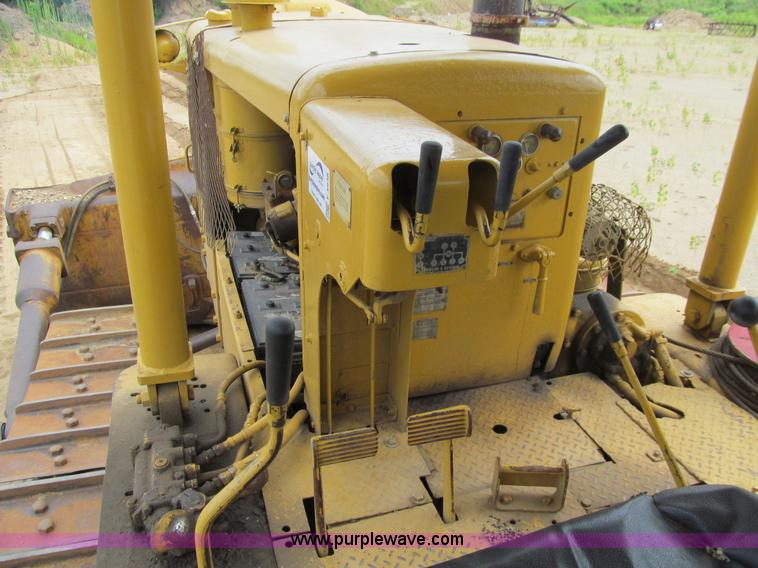 image for item E4938 1959 Caterpillar D9D dozer