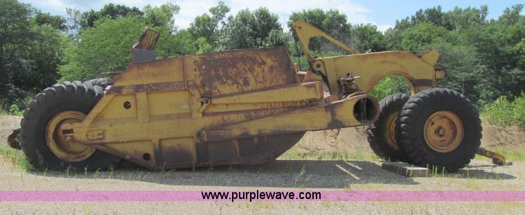 image for item E4939 Caterpillar 491 cable pull scraper