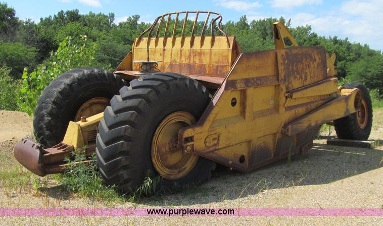 image for item E4939 Caterpillar 491 cable pull scraper