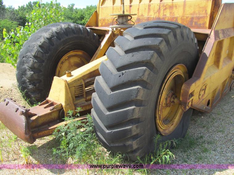 image for item E4939 Caterpillar 491 cable pull scraper