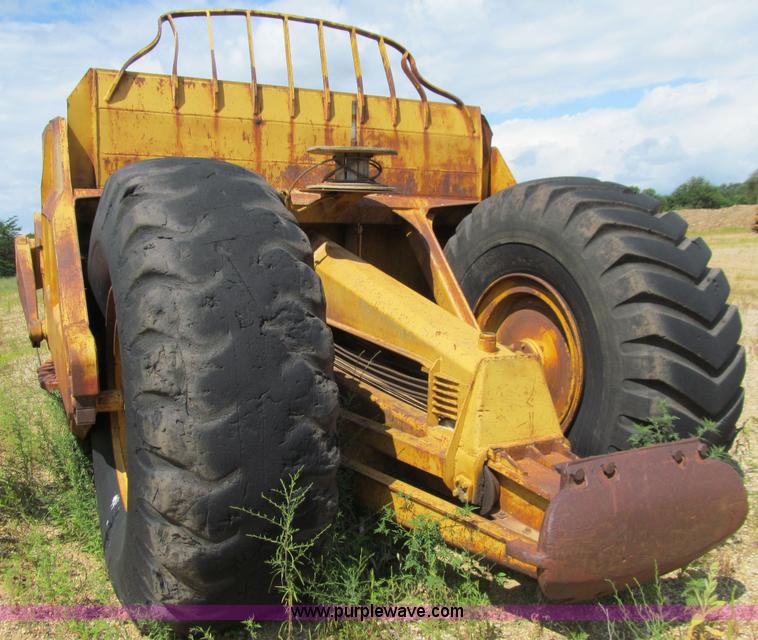 Caterpillar 491 cable pull scraper in Bayard, IA Item E4939 sold