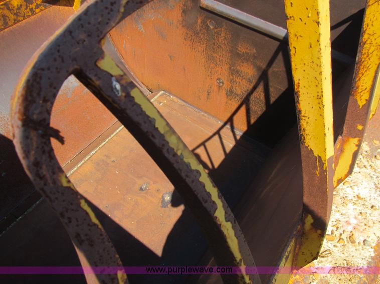 image for item E4939 Caterpillar 491 cable pull scraper