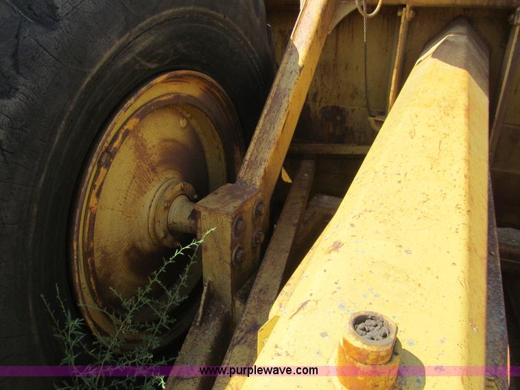image for item E4939 Caterpillar 491 cable pull scraper
