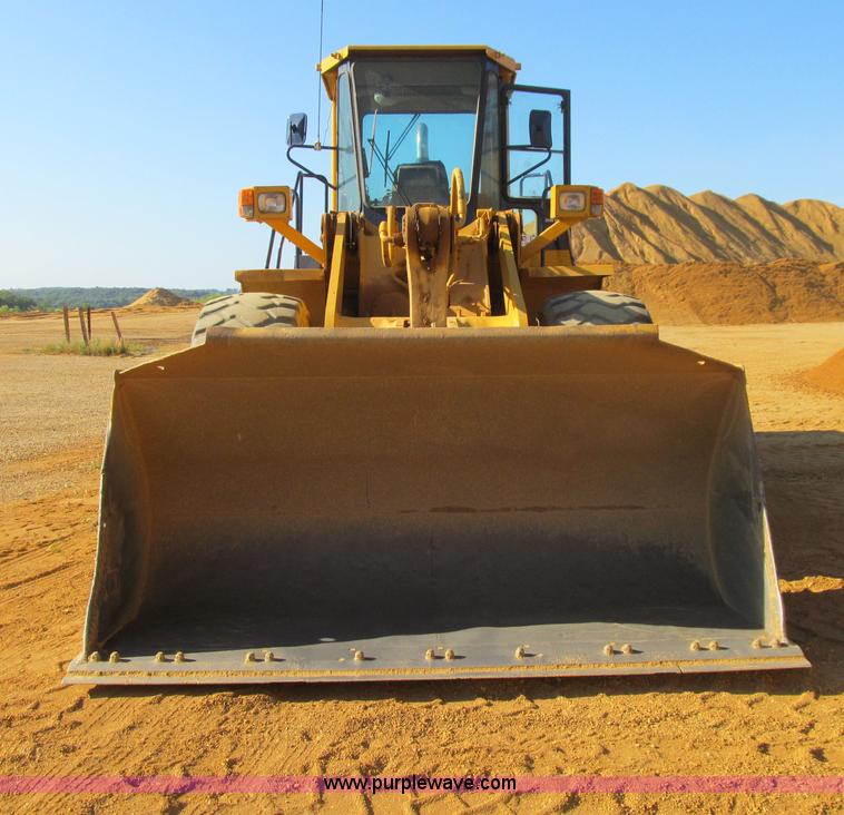 image for item E4942 1987 Komatsu WA450-1 wheel loader