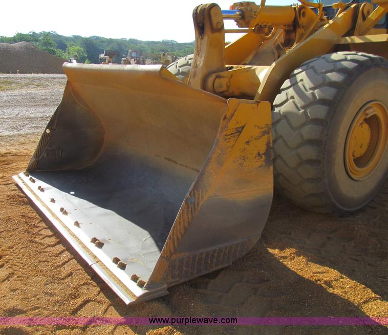 image for item E4942 1987 Komatsu WA450-1 wheel loader